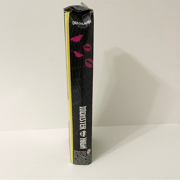 Monster High Draculaura Doll Damaged Box - Picture 6 of 16